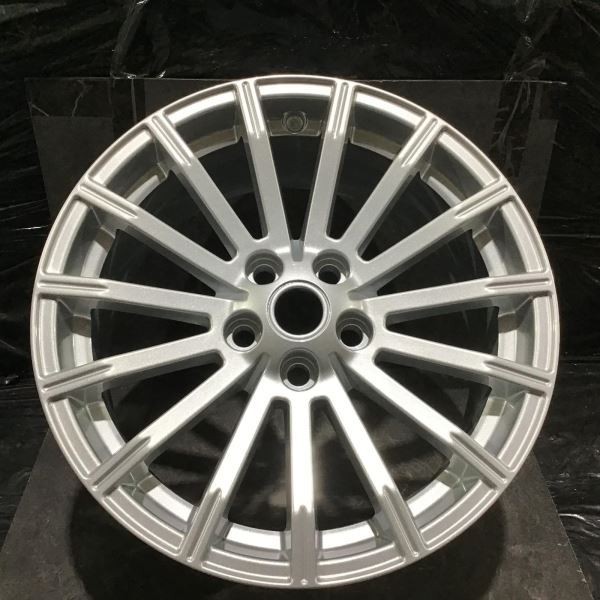 2010-2013 ALY72220 Range Rover Sport 72220 Wheel 19x9 Silver Painted LR027541