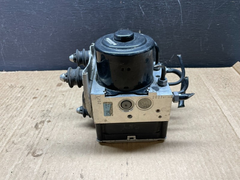 2011 - 2012Porsche Cayenne Anti Lock Brake ABS Pump 7P0907379H D8523 PS