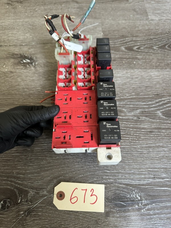 Relay Fuse Block - 5295870